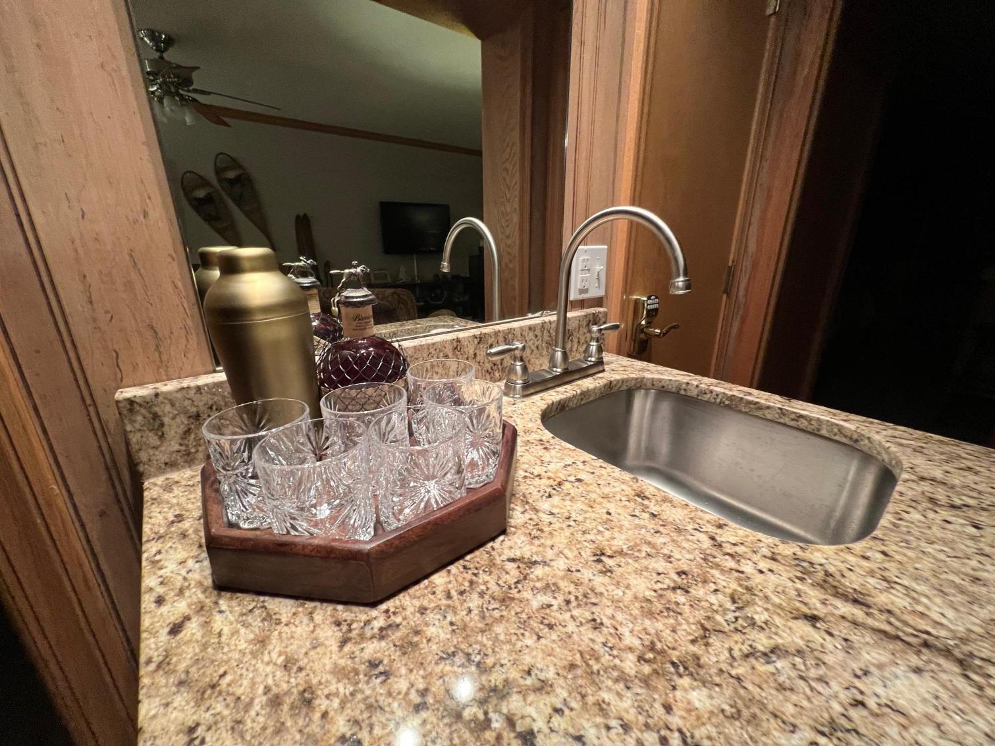 Snowcrest Condo Walking Distance To Slopes سنوشو المظهر الخارجي الصورة